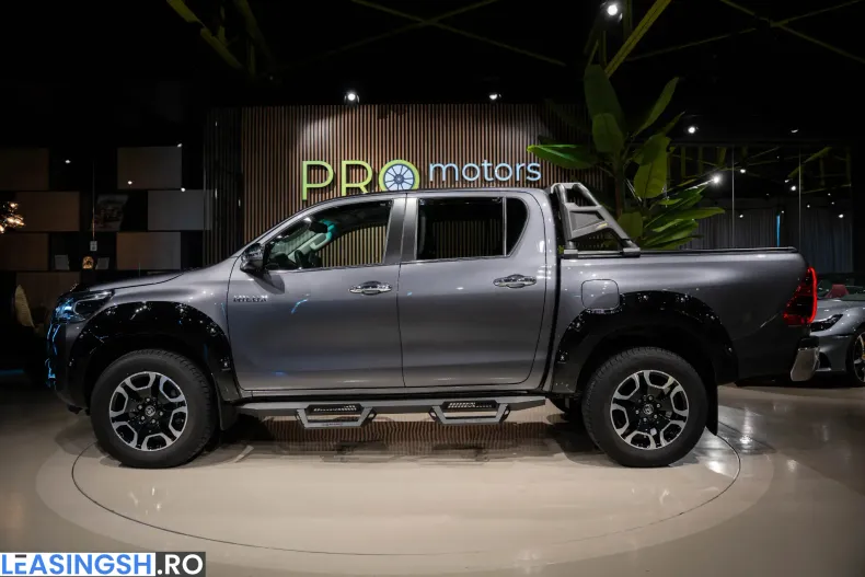 Toyota Hilux din 2025 cu 8.500 km - oferta TOY226872 - foto 24
