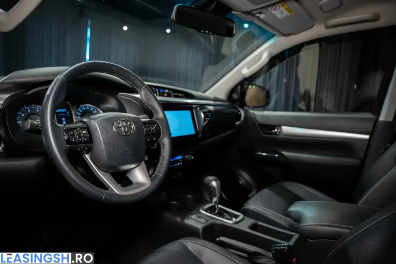 Toyota Hilux din 2025 cu 8.500 km - oferta TOY226872 - foto 26