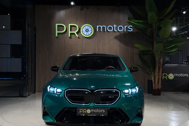 BMW M5 (Seria 5) din 2023 cu 25.833 km - oferta BMW226874 - foto 2