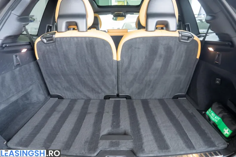 Volvo XC90 din 2021 cu 160.700 km - oferta VOL226876 - foto 17