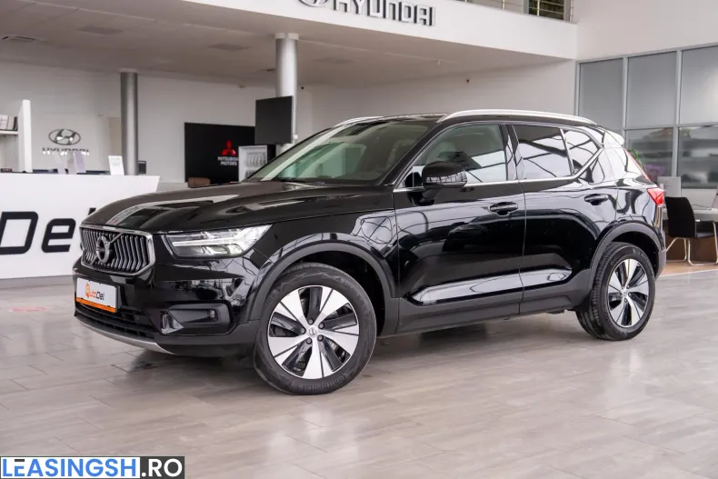 Volvo XC40 din 2020 cu 124.900 km - oferta VOL226884 - foto 3