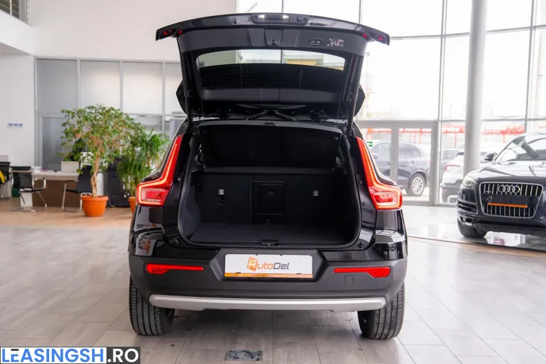 Volvo XC40 din 2020 cu 124.900 km - oferta VOL226884 - foto 9