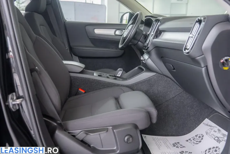 Volvo XC40 din 2020 cu 124.900 km - oferta VOL226884 - foto 12