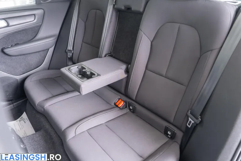 Volvo XC40 din 2020 cu 124.900 km - oferta VOL226884 - foto 19