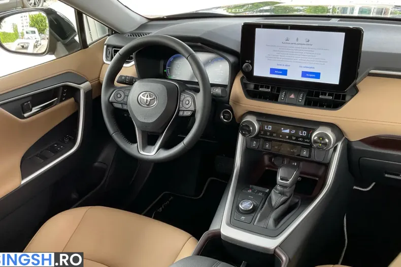 Toyota RAV4 din 2025 cu 5.935 km - oferta TOY226891 - foto 39