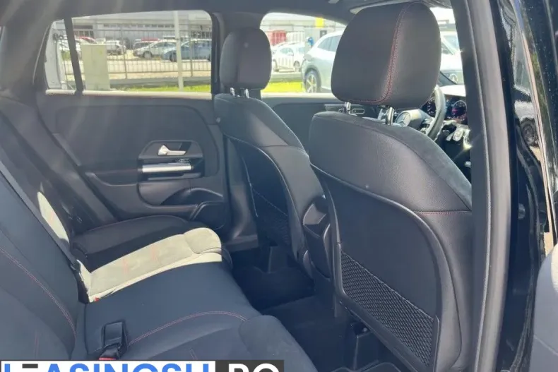 Mercedes-Benz GLA (Clasa GLA) din 2024 cu 13.274 km - oferta MER226907 - foto 14
