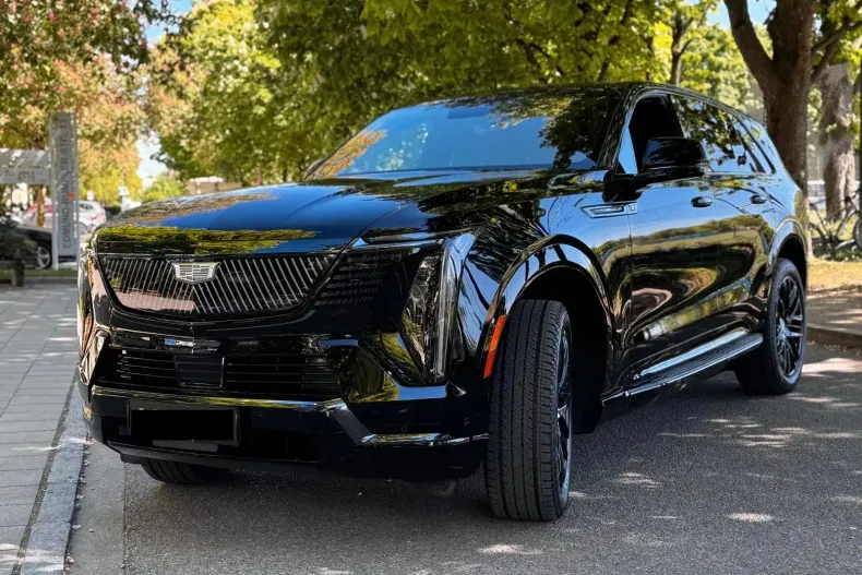 Cadillac Escalade din 2026 cu 1 km - oferta CAD226911 - foto 2