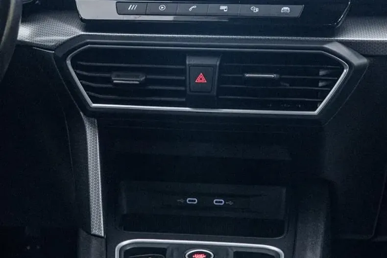 Seat Leon din 2021 cu 100.000 km - oferta SEA226923 - foto 4