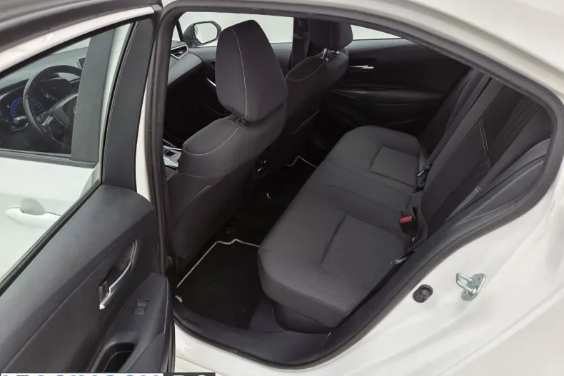 Toyota Corolla din 2021 cu 71.460 km - oferta TOY226929 - foto 5
