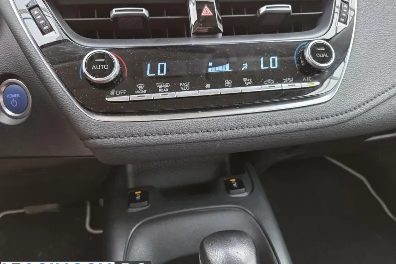 Toyota Corolla din 2021 cu 71.460 km - oferta TOY226929 - foto 10