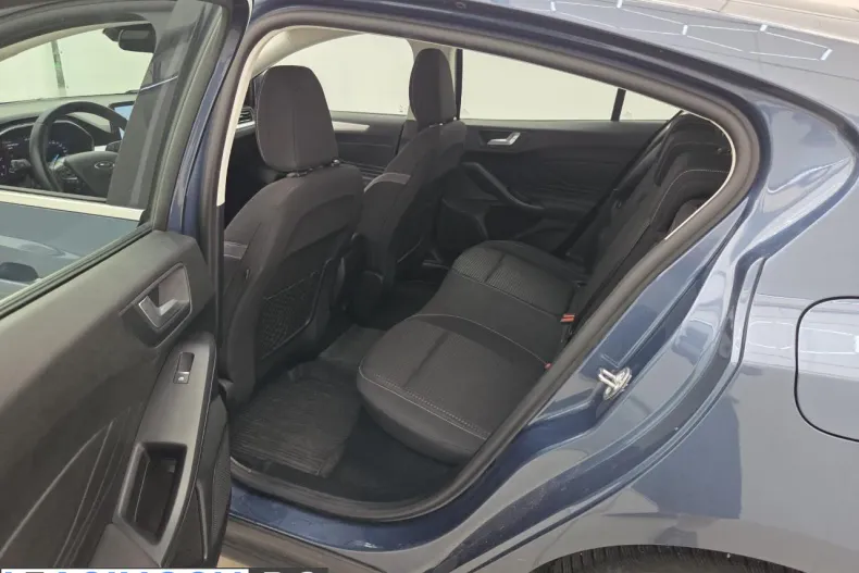 Ford Focus din 2021 cu 87.150 km - oferta FOR226933 - foto 4