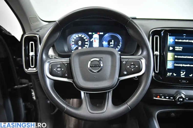 Volvo XC40 din 2020 cu 126.704 km - oferta VOL226938 - foto 17