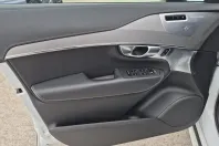 Volvo XC90 din 2023 cu 53.980 km - oferta VOL226939 - foto 9