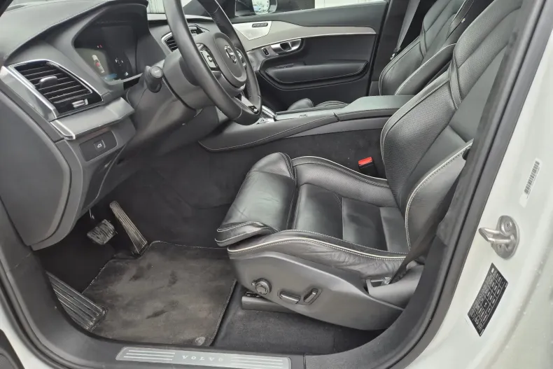 Volvo XC90 din 2023 cu 53.980 km - oferta VOL226939 - foto 10