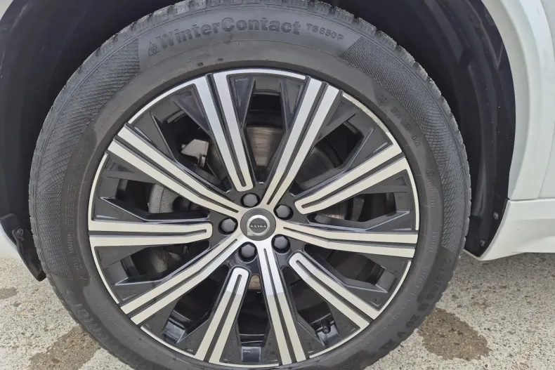 Volvo XC90 din 2023 cu 53.980 km - oferta VOL226939 - foto 28