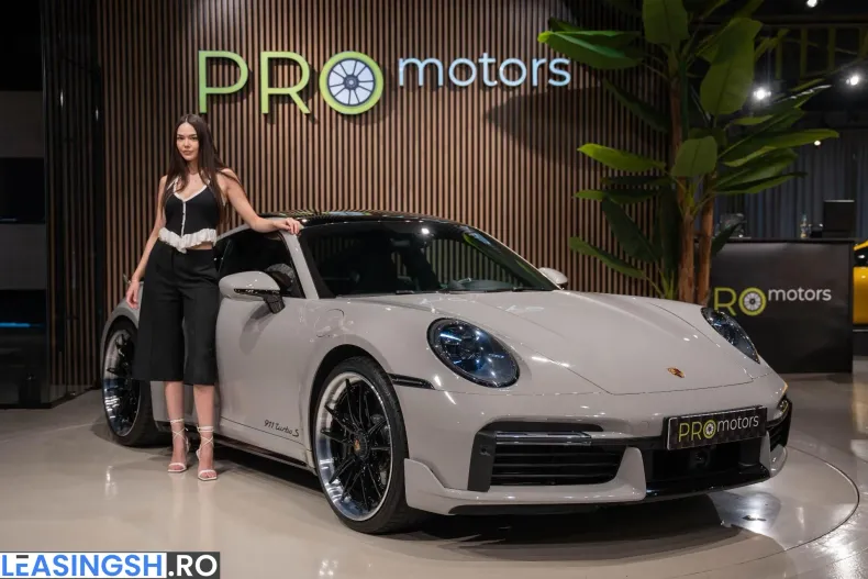 Porsche 911 din 2023 cu 30.000 km - oferta POR226943 - foto 1