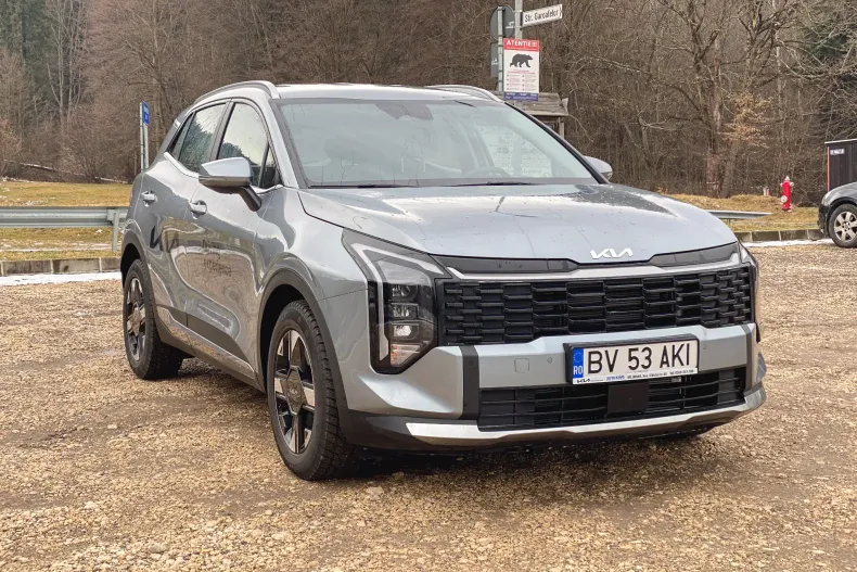 Kia Sportage din 2025 cu 6.000 km - oferta KIA226948 - foto 2