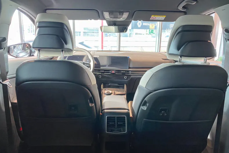 Kia Sportage din 2025 cu 2.500 km - oferta KIA226949 - foto 15
