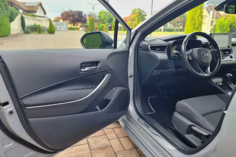 Toyota Corolla din 2022 cu 155.080 km - oferta TOY226950 - foto 13