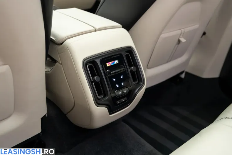 Aston Martin DBX din 2020 cu 24.500 km - oferta AST226959 - foto 29