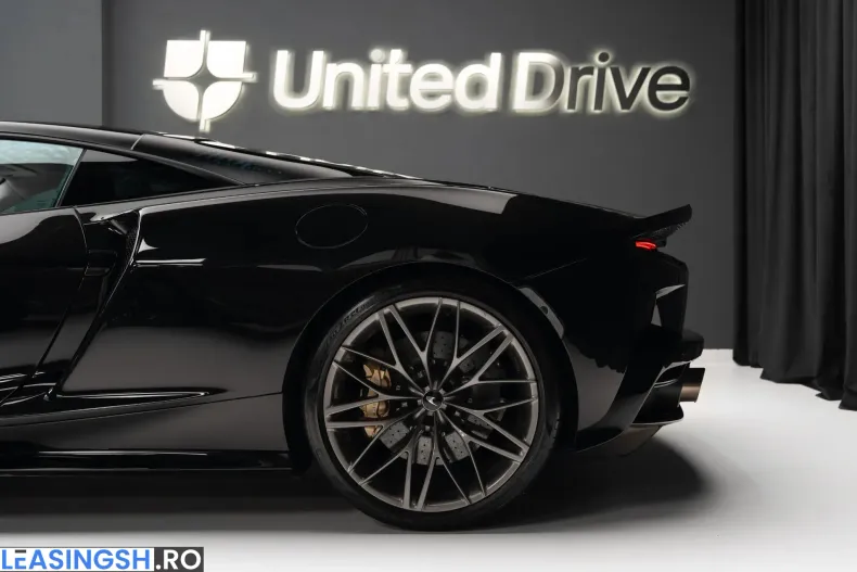 McLaren GT din 2022 cu 9.031 km - oferta MCL226963 - foto 11