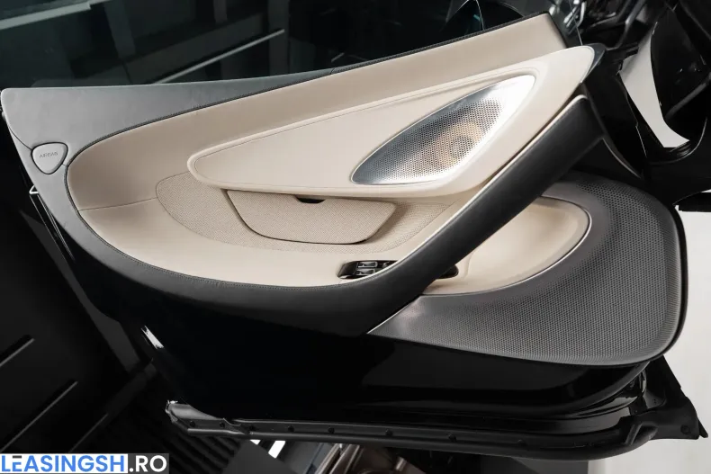 McLaren GT din 2022 cu 9.031 km - oferta MCL226963 - foto 13