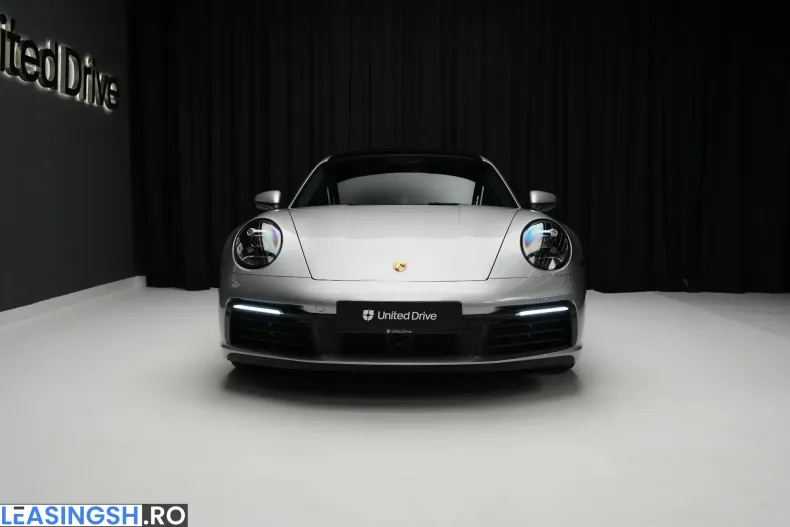 Porsche 911 din 2022 cu 46.600 km - oferta POR226967 - foto 3