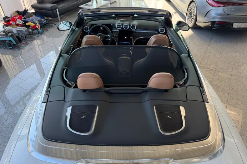 Mercedes-Benz CLE 300 (Clasa CLE) din 2026 cu 4.900 km - oferta MER226973 - foto 9