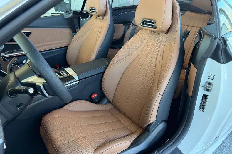 Mercedes-Benz CLE 300 (Clasa CLE) din 2026 cu 4.900 km - oferta MER226973 - foto 13