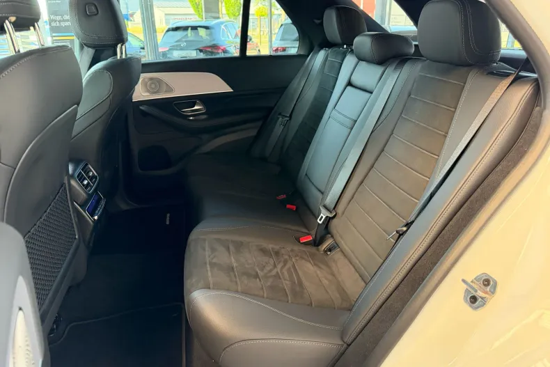 Mercedes-Benz GLE (Clasa GLE) din 2025 cu 12.000 km - oferta MER226977 - foto 10