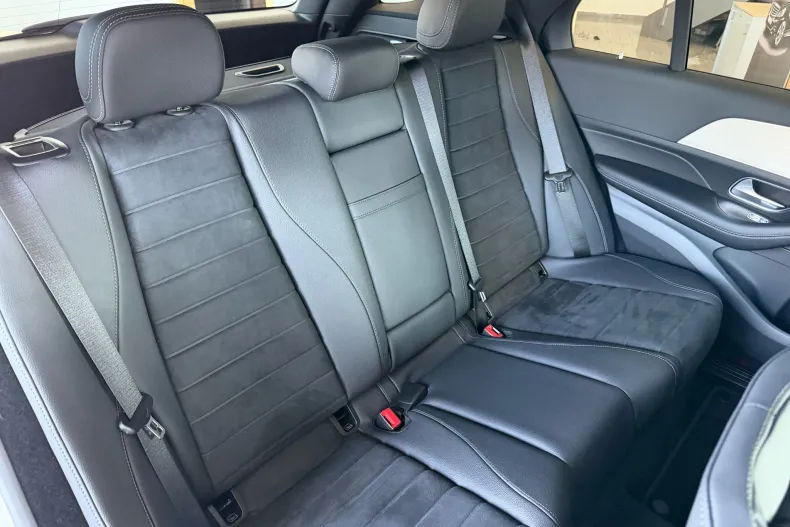 Mercedes-Benz GLE (Clasa GLE) din 2025 cu 12.000 km - oferta MER226977 - foto 20