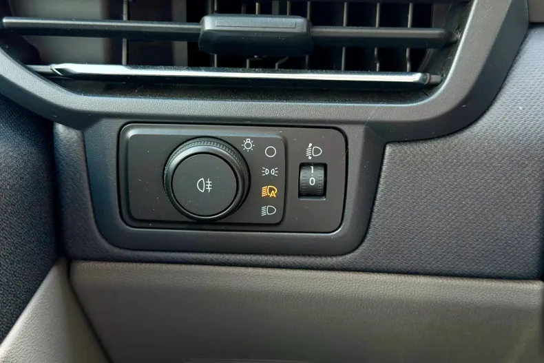 Ford Tourneo din 2025 cu 9.800 km - oferta FOR226982 - foto 30