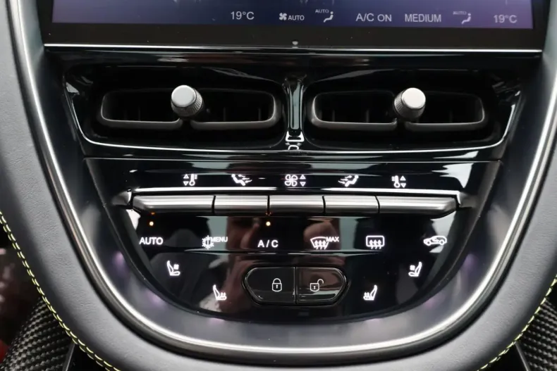 Aston Martin DBX din 2024 cu 33.000 km - oferta AST226988 - foto 17