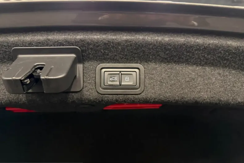 Audi A6 din 2023 cu 51.000 km - oferta AUD226989 - foto 34