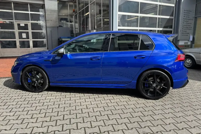 Volkswagen Golf din 2023 cu 42.497 km - oferta VOL226990 - foto 18