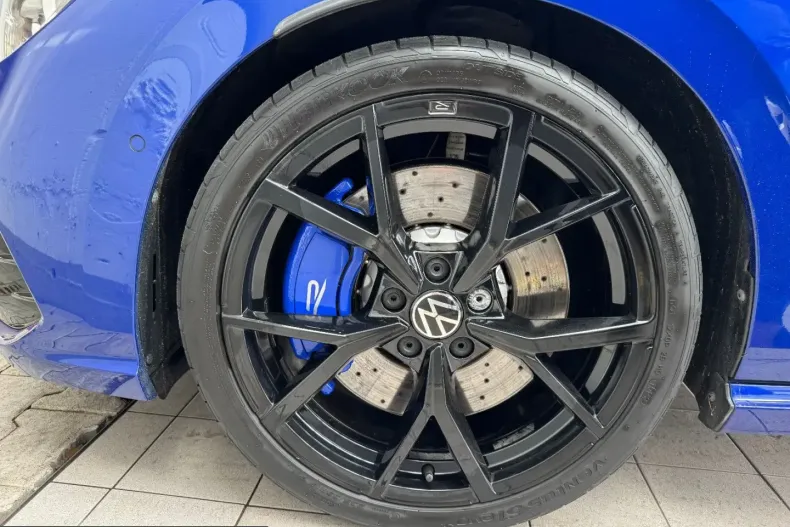 Volkswagen Golf din 2023 cu 42.497 km - oferta VOL226990 - foto 25