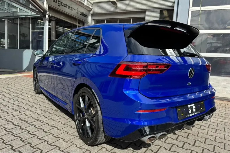 Volkswagen Golf din 2023 cu 42.497 km - oferta VOL226990 - foto 29