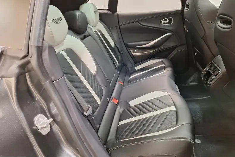 Aston Martin DBX din 2023 cu 31.390 km - oferta AST226993 - foto 13