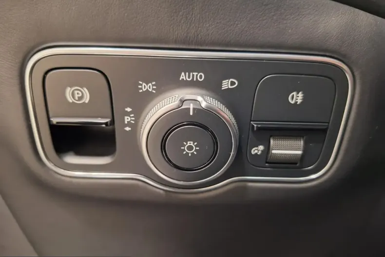 Aston Martin DBX din 2023 cu 31.390 km - oferta AST226993 - foto 29