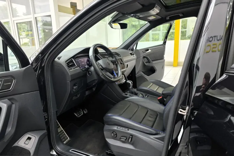 Volkswagen Tiguan din 2023 cu 45.549 km - oferta VOL226998 - foto 13