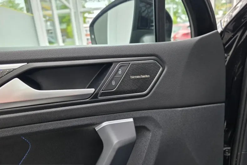 Volkswagen Tiguan din 2023 cu 45.549 km - oferta VOL226998 - foto 15