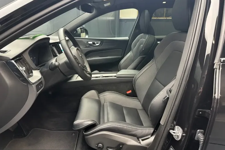Volvo XC60 din 2024 cu 42.000 km - oferta VOL226999 - foto 14