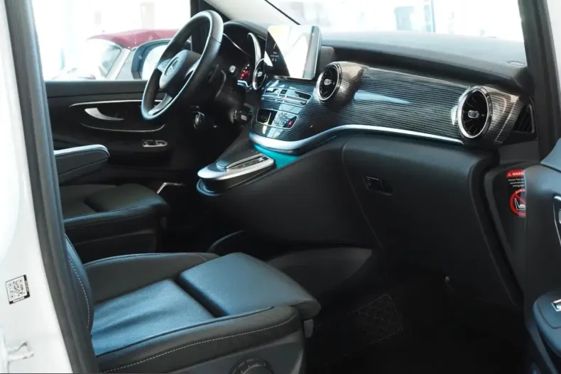 Mercedes-Benz V 300 (Clasa V) din 2024 cu 49.600 km - oferta MER227004 - foto 22