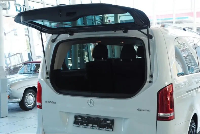 Mercedes-Benz V 300 (Clasa V) din 2024 cu 49.600 km - oferta MER227004 - foto 39