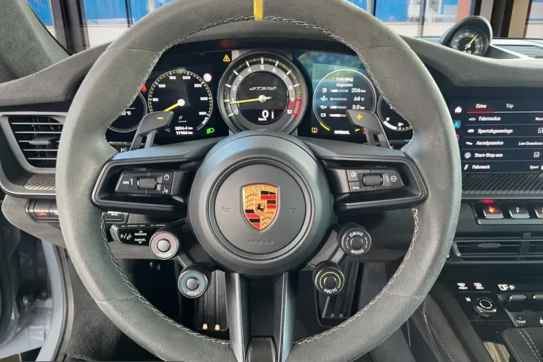 Porsche 992 din 2023 cu 18.700 km - oferta POR227013 - foto 9