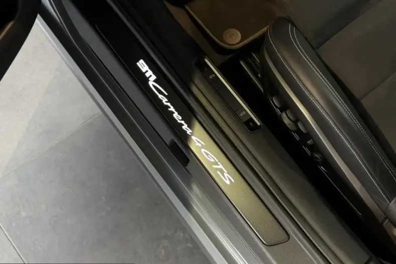 Porsche 992 din 2024 cu 19.900 km - oferta POR227015 - foto 13