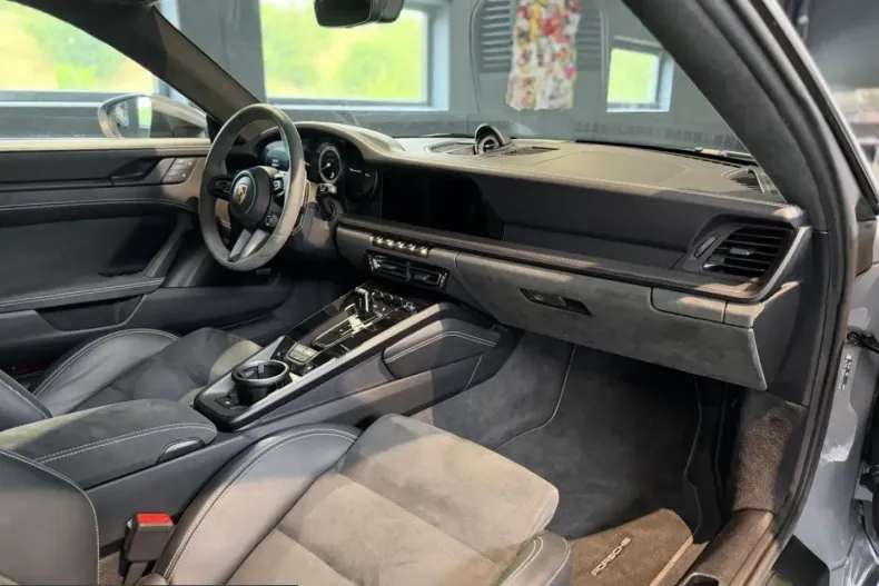 Porsche 992 din 2024 cu 19.900 km - oferta POR227015 - foto 17