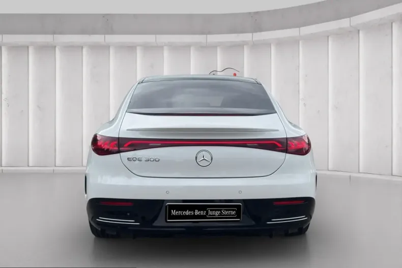 Mercedes-Benz EQE (Clasa E) din 2025 cu 14.678 km - oferta MER227018 - foto 4