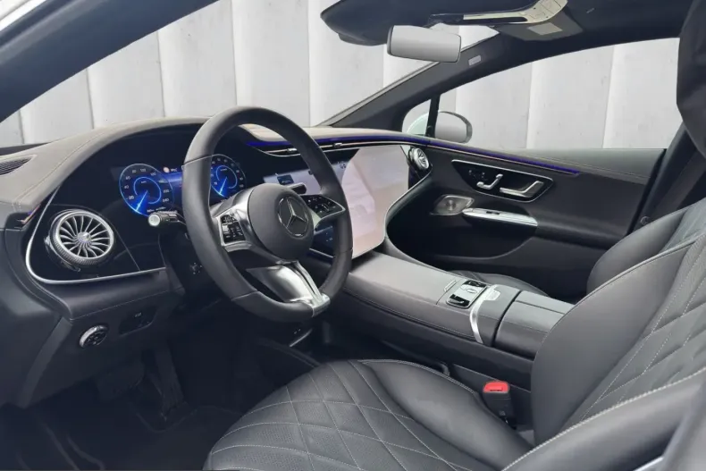 Mercedes-Benz EQE (Clasa E) din 2025 cu 14.678 km - oferta MER227018 - foto 8