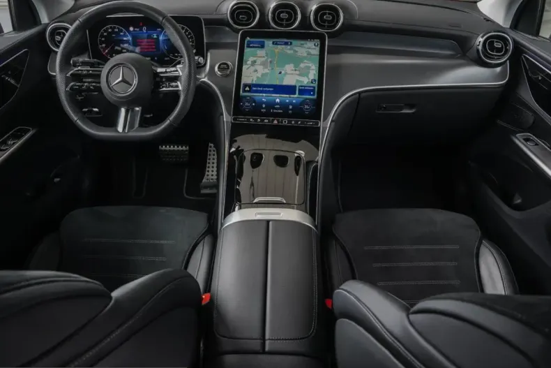 Mercedes-Benz GLC 300 (Clasa GLC) din 2025 cu 11.868 km - oferta MER227022 - foto 15